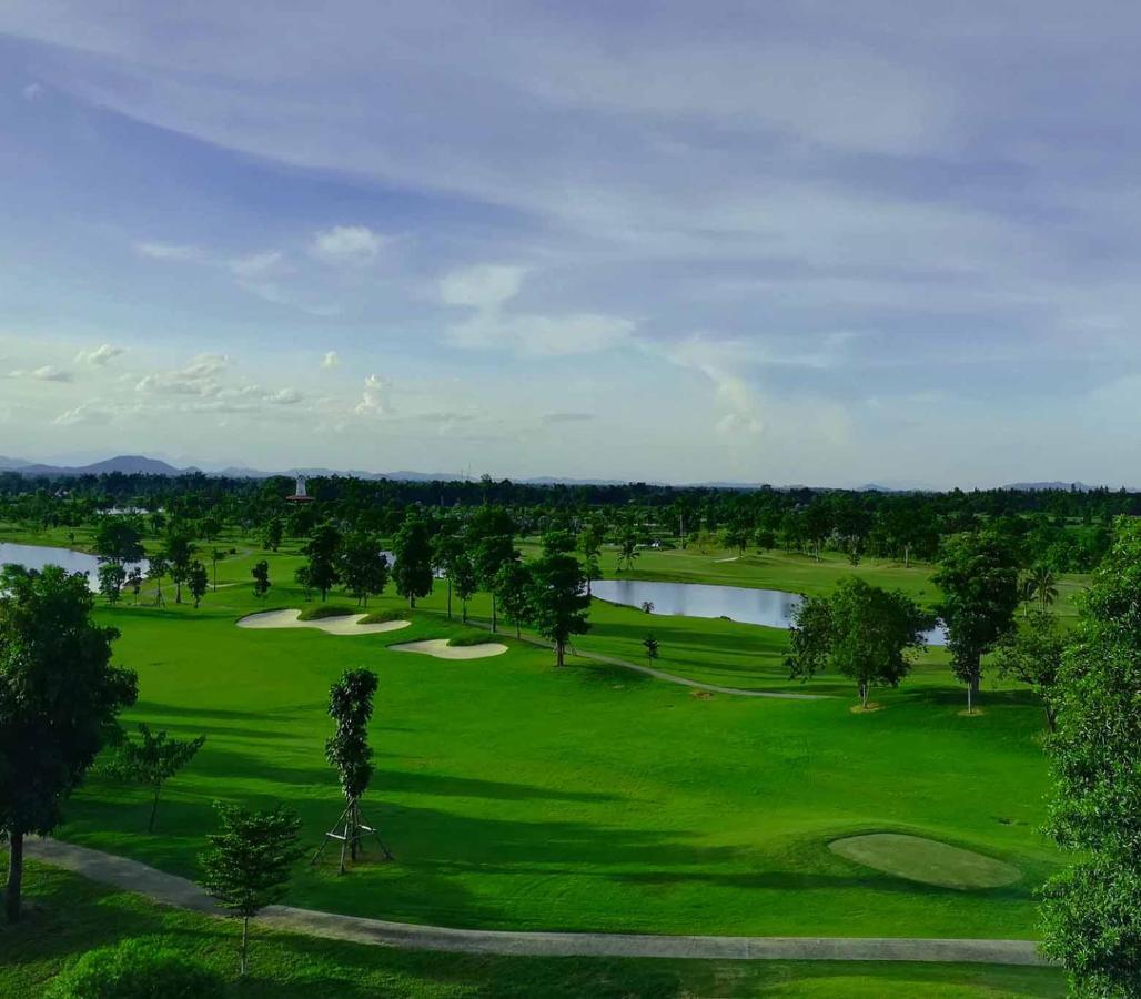 Happy City Golf & Resort Chiang Rai Esterno foto